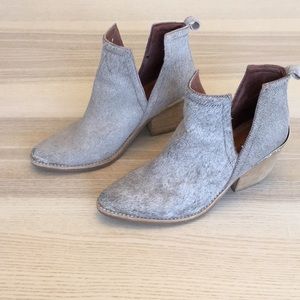 JEFFREY Campbell booties